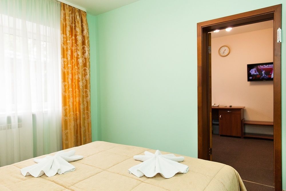U Fontana Hotel Minszk Kültér fotó